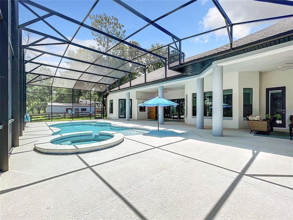 En Venta: $1,500,000 (5 camas, 3 baños, 3416 Pies cuadrados)