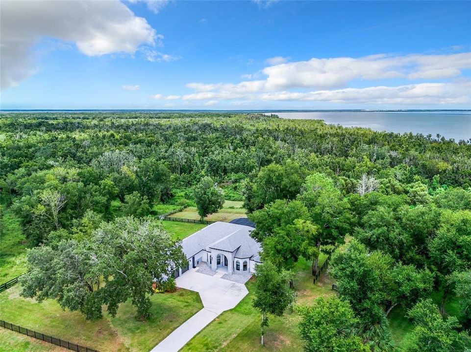 En Venta: $1,500,000 (5 camas, 3 baños, 3416 Pies cuadrados)