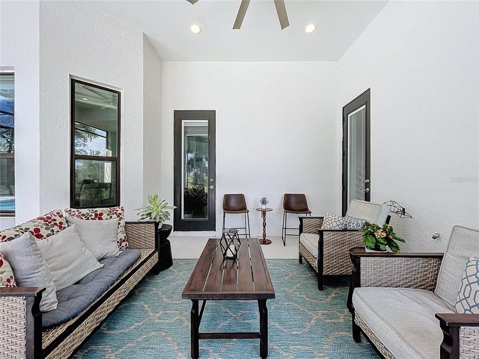 En Venta: $1,500,000 (5 camas, 3 baños, 3416 Pies cuadrados)