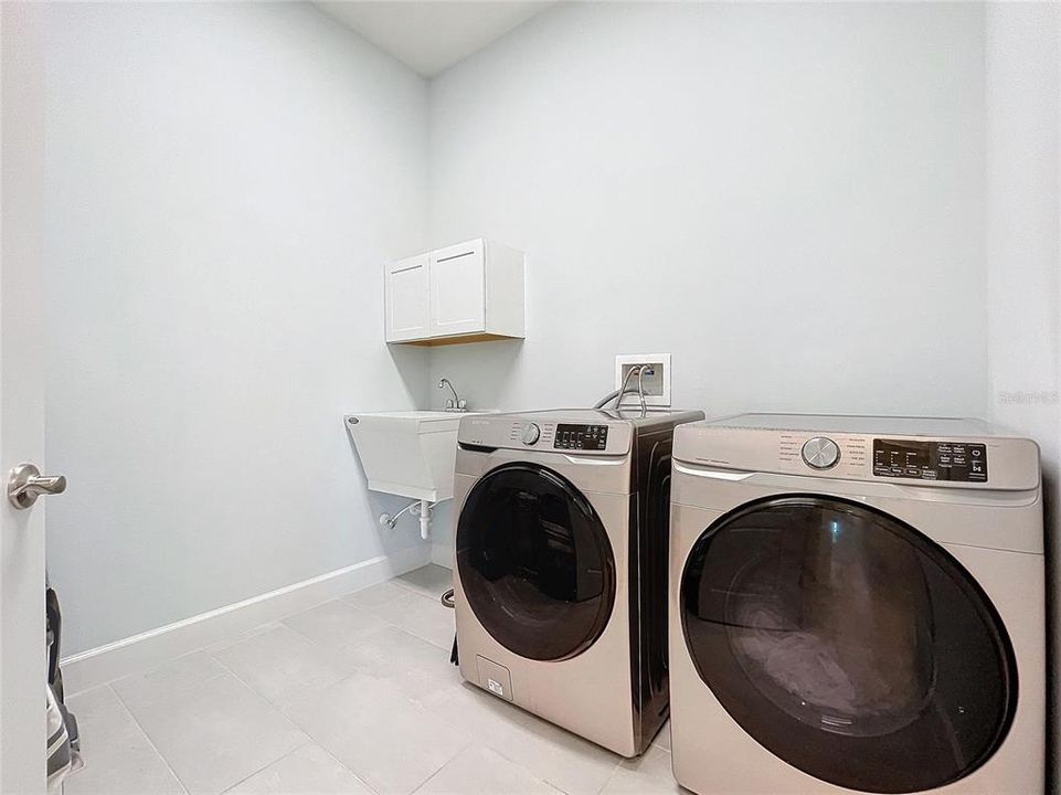 En Venta: $1,500,000 (5 camas, 3 baños, 3416 Pies cuadrados)