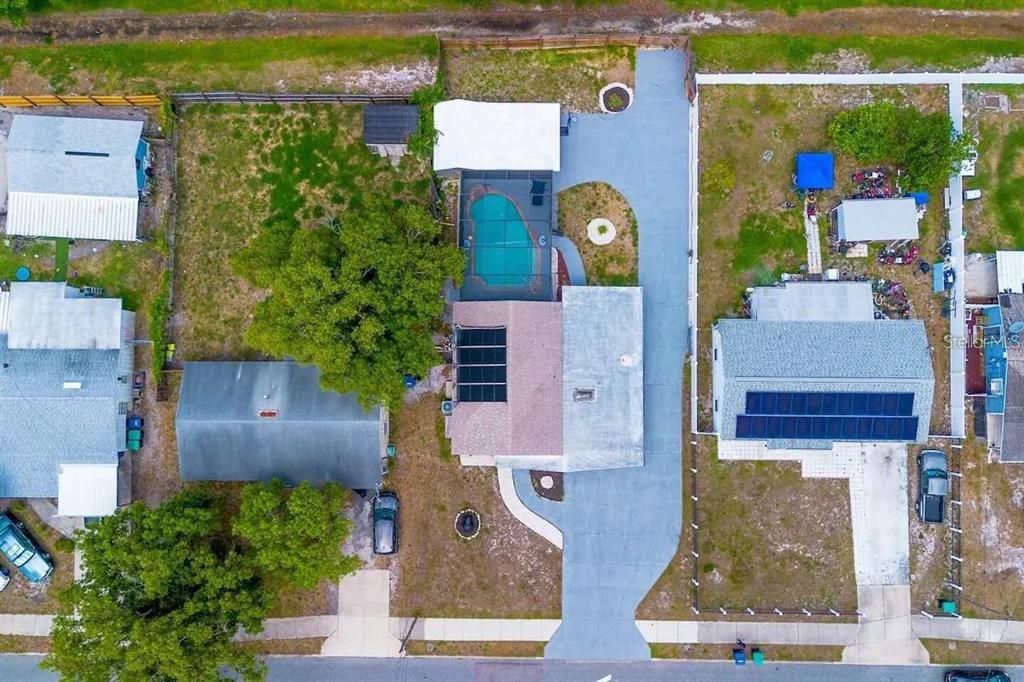 For Rent: $2,800 (3 beds, 1 baths, 1175 Square Feet)