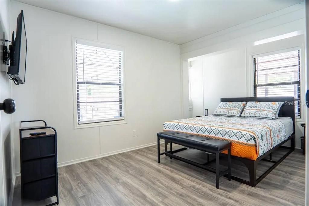 For Rent: $2,800 (3 beds, 1 baths, 1175 Square Feet)