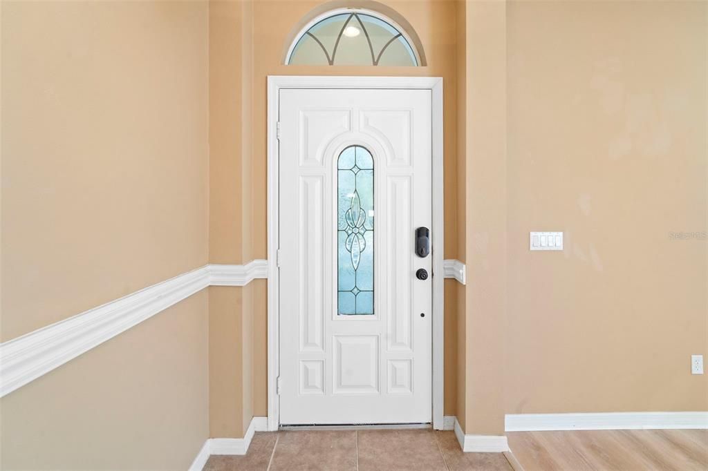 待售: $600,000 (4 贝兹, 2 浴室, 2460 平方英尺)