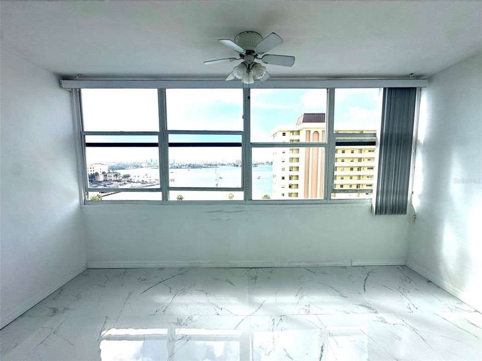 出租: $1,500 (1 贝兹, 1 浴室, 530 平方英尺)