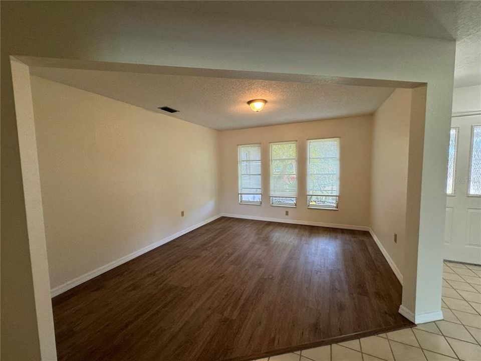 En Renta: $1,695 (3 camas, 2 baños, 2063 Pies cuadrados)