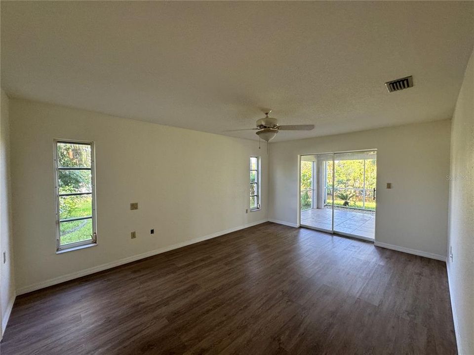 En Renta: $1,695 (3 camas, 2 baños, 2063 Pies cuadrados)