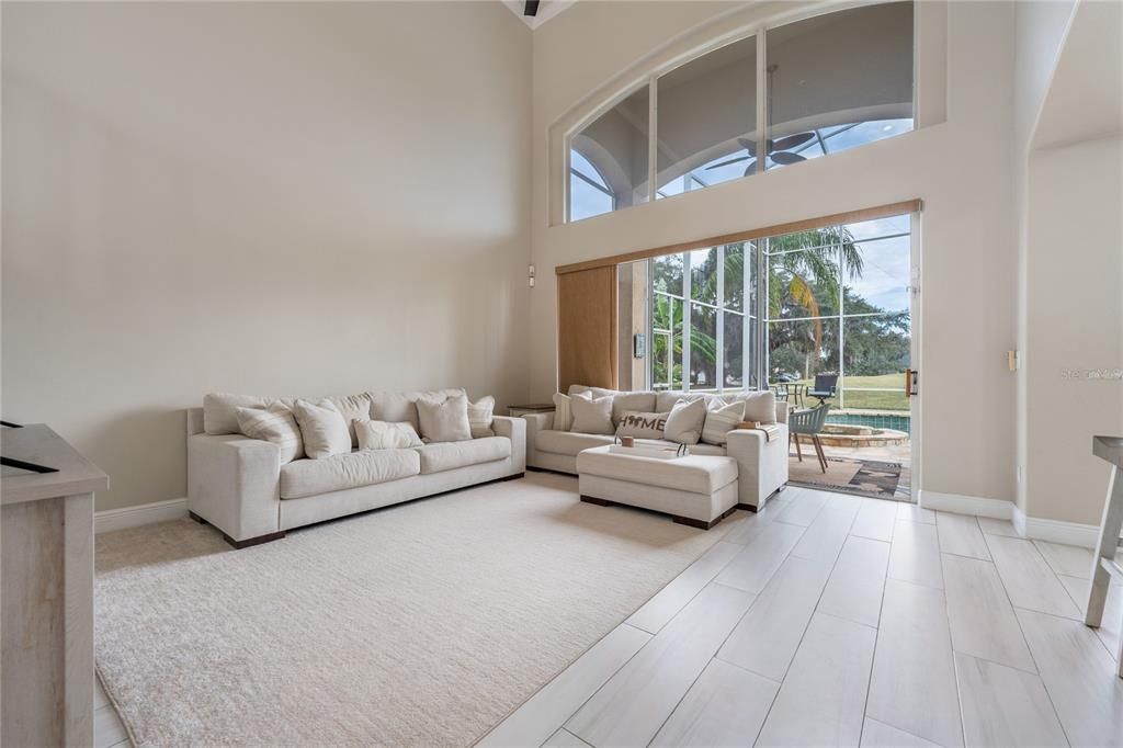 Active With Contract: $539,900 (4 beds, 2 baths, 2829 Square Feet)