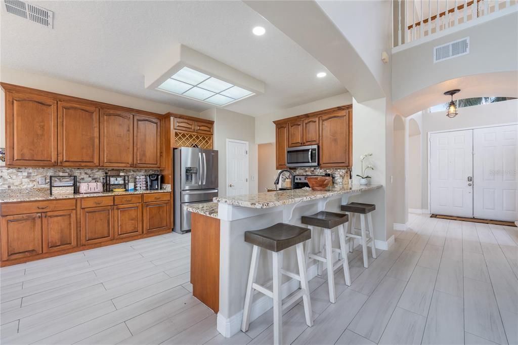 Active With Contract: $539,900 (4 beds, 2 baths, 2829 Square Feet)