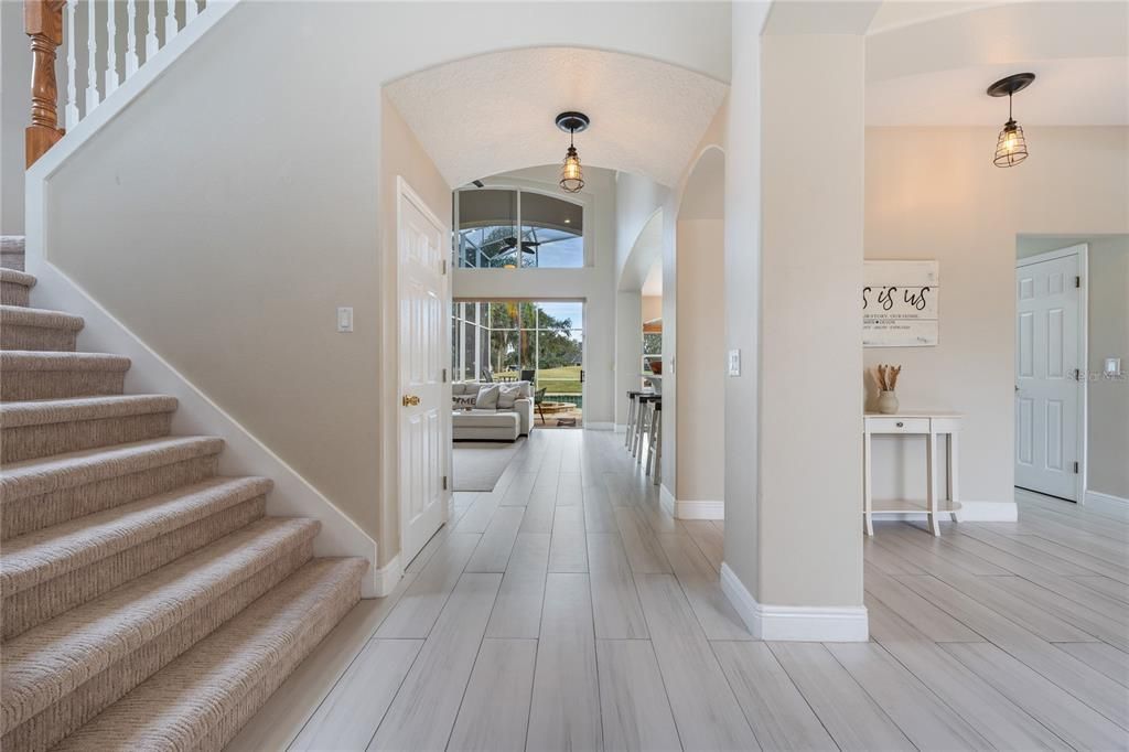 Active With Contract: $539,900 (4 beds, 2 baths, 2829 Square Feet)