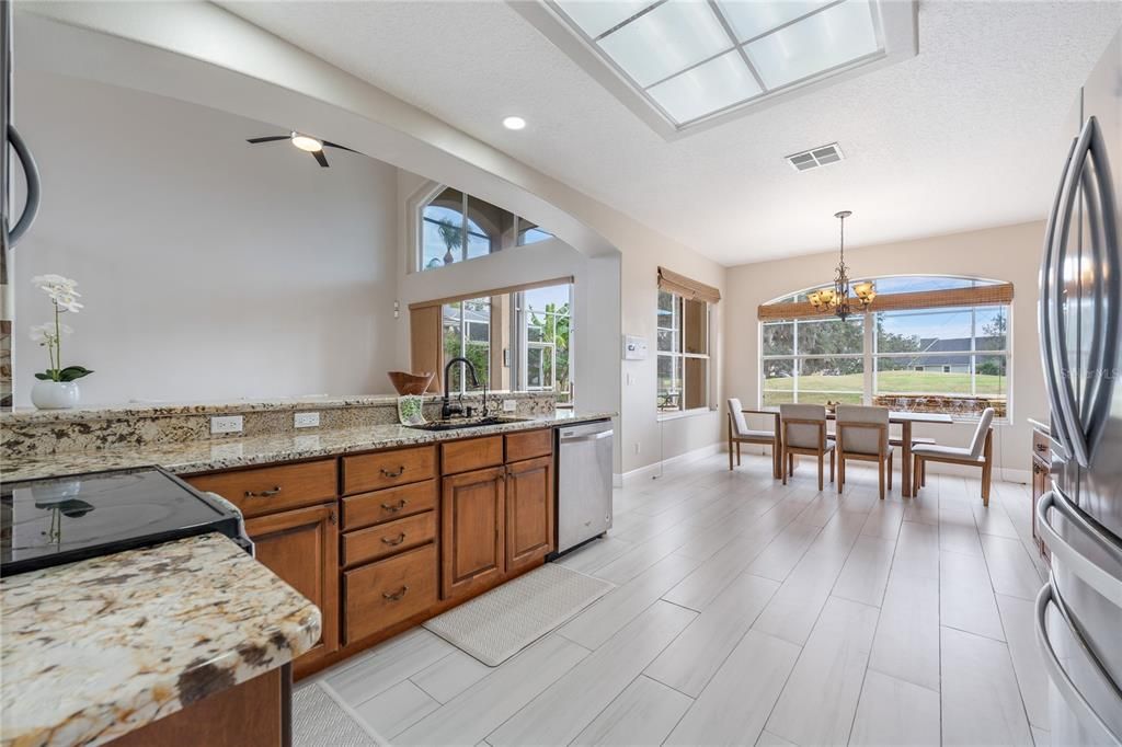 Active With Contract: $539,900 (4 beds, 2 baths, 2829 Square Feet)