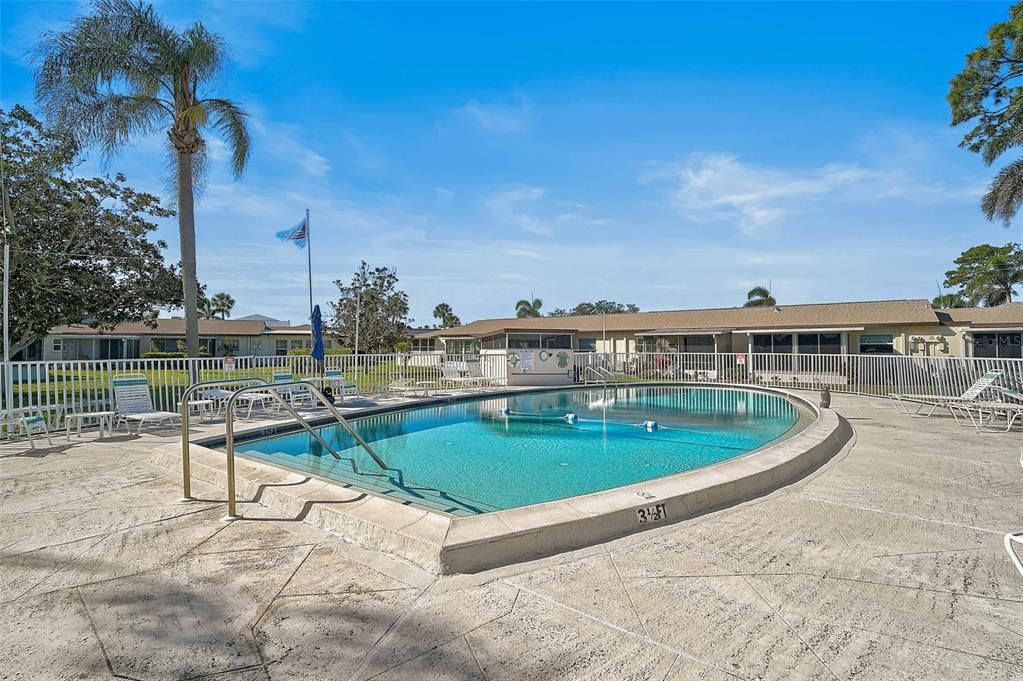 На продажу: $169,000 (1 спален, 1 ванн, 672 Квадратных фут)