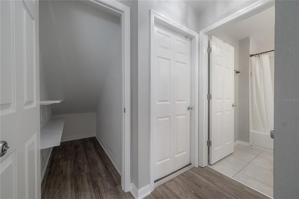 В аренду: $2,900 (4 спален, 3 ванн, 1575 Квадратных фут)