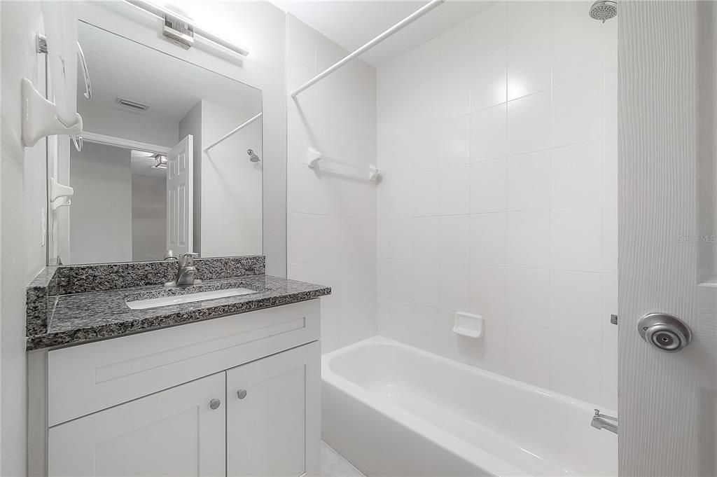 В аренду: $2,900 (4 спален, 3 ванн, 1575 Квадратных фут)