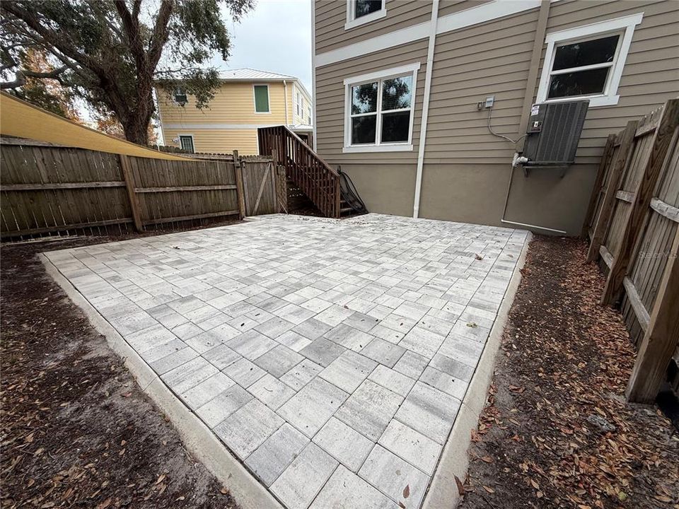 В аренду: $2,900 (4 спален, 3 ванн, 1575 Квадратных фут)