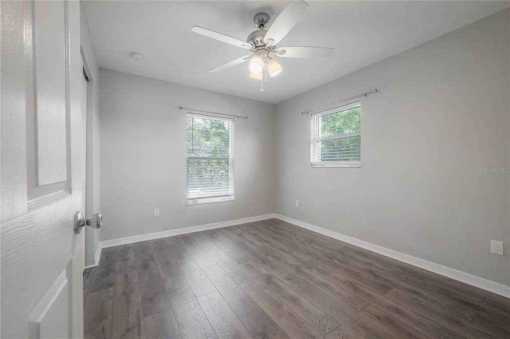 В аренду: $2,900 (4 спален, 3 ванн, 1575 Квадратных фут)