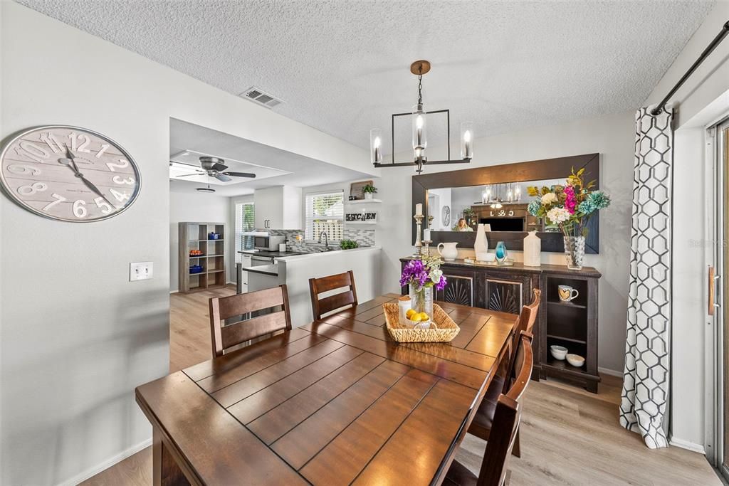 For Sale: $430,000 (3 beds, 2 baths, 1244 Square Feet)