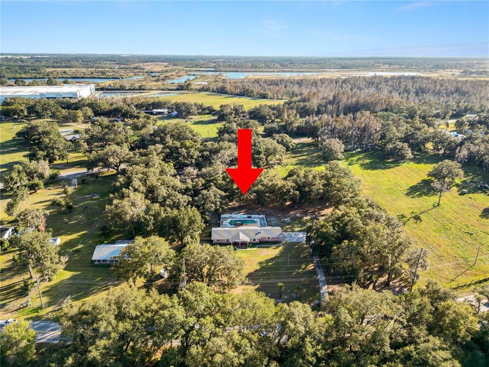 For Sale: $520,000 (3 beds, 3 baths, 2112 Square Feet)