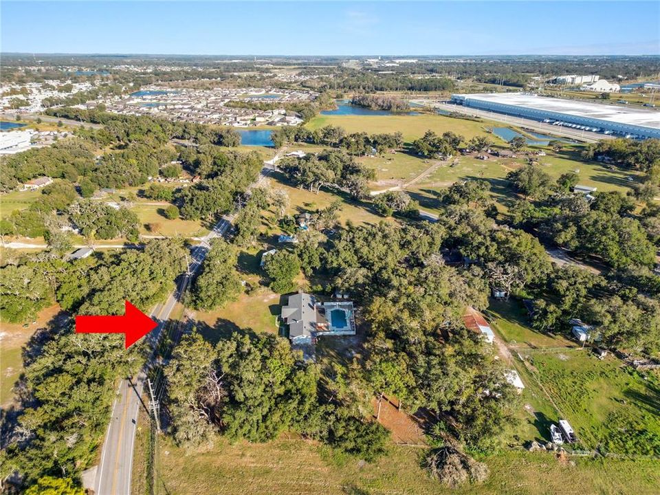 For Sale: $520,000 (3 beds, 3 baths, 2112 Square Feet)