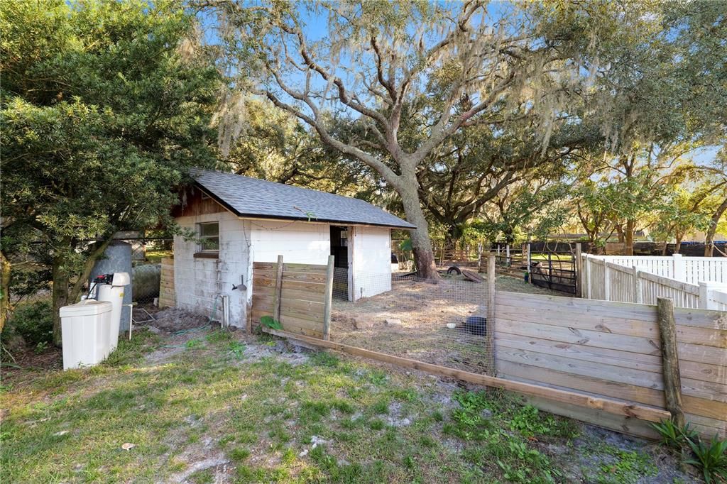 For Sale: $520,000 (3 beds, 3 baths, 2112 Square Feet)