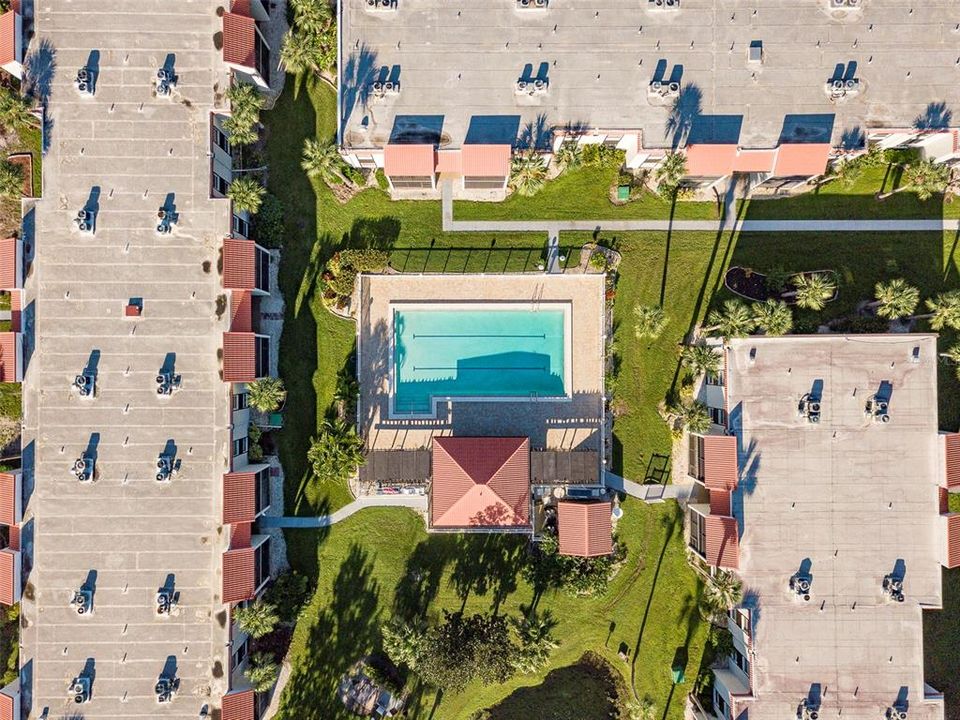 На продажу: $134,900 (1 спален, 1 ванн, 714 Квадратных фут)