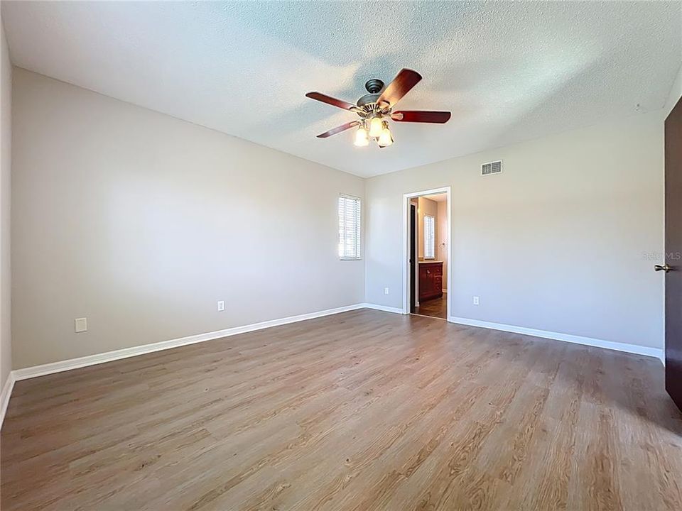 For Sale: $459,000 (3 beds, 2 baths, 1546 Square Feet)