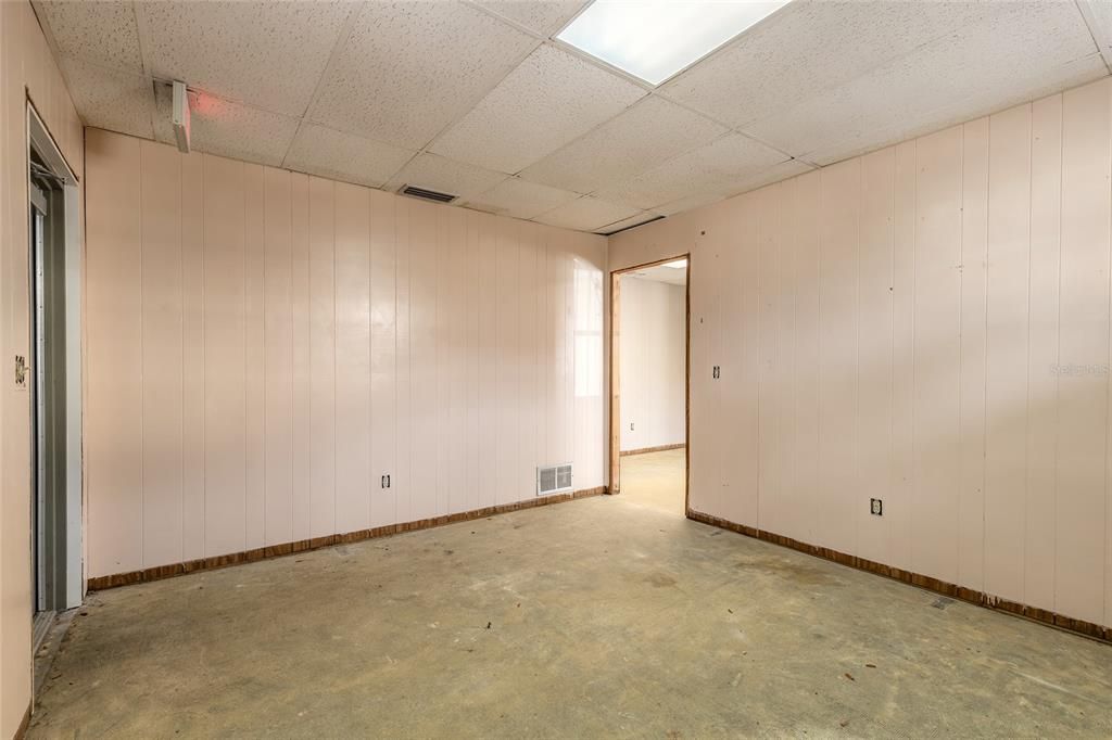 En Venta: $180,000 (0 camas, 0 baños, 1008 Pies cuadrados)