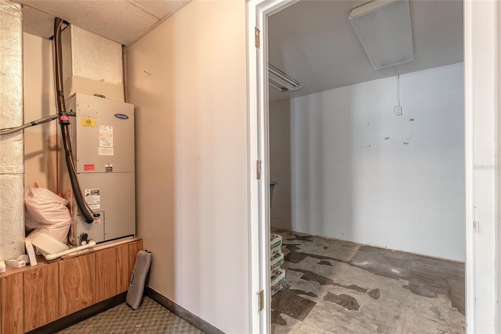 En Venta: $180,000 (0 camas, 0 baños, 1008 Pies cuadrados)