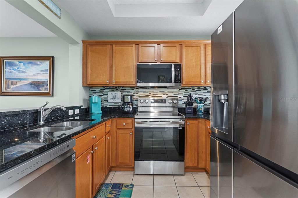 For Sale: $339,000 (2 beds, 1 baths, 1184 Square Feet)