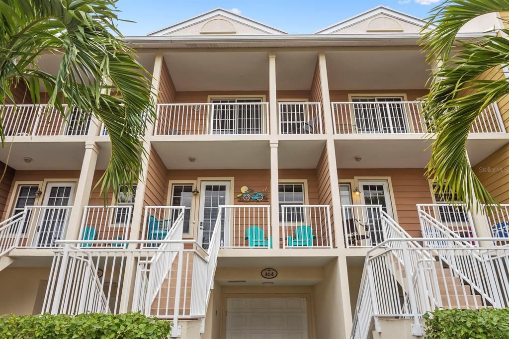 For Sale: $339,000 (2 beds, 1 baths, 1184 Square Feet)