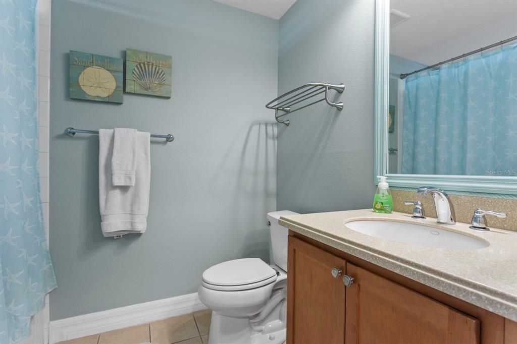 For Sale: $339,000 (2 beds, 1 baths, 1184 Square Feet)