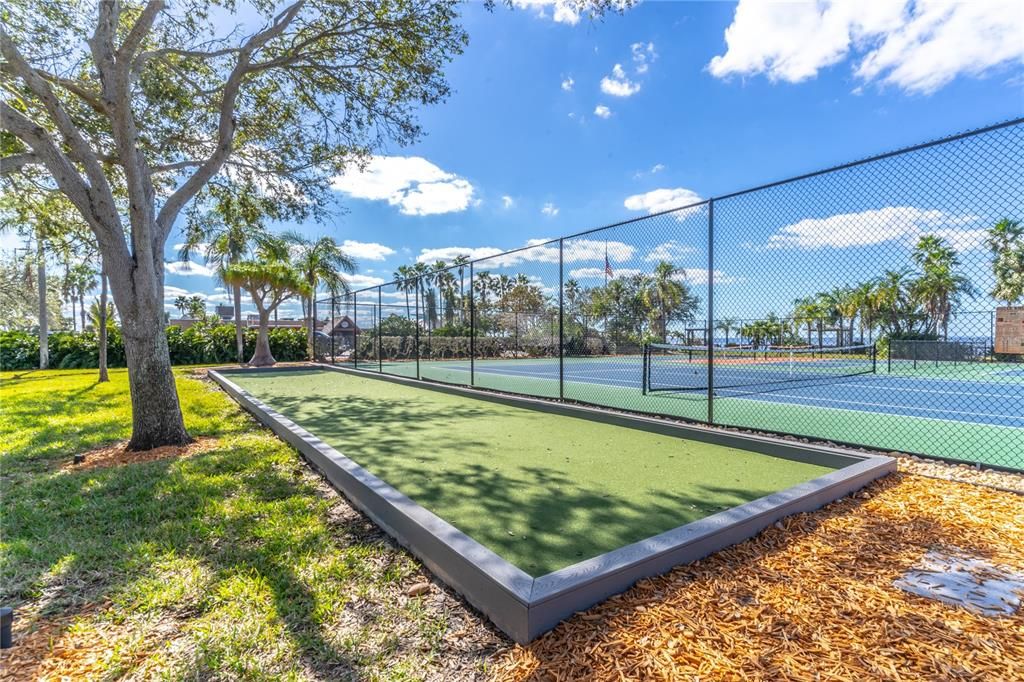 For Sale: $339,000 (2 beds, 1 baths, 1184 Square Feet)