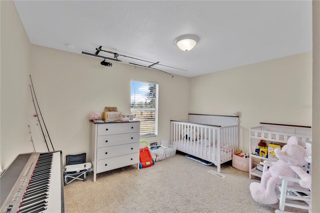 For Sale: $266,500 (3 beds, 2 baths, 960 Square Feet)