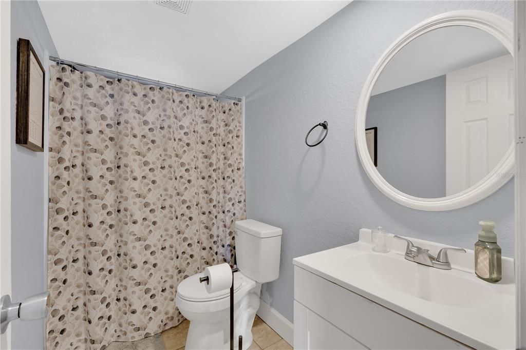 For Sale: $266,500 (3 beds, 2 baths, 960 Square Feet)