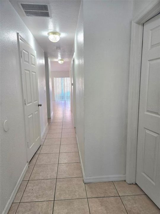 待售: $510,000 (6 贝兹, 0 浴室, 2398 平方英尺)