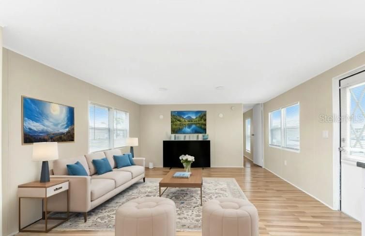 На продажу: $99,000 (2 спален, 2 ванн, 784 Квадратных фут)