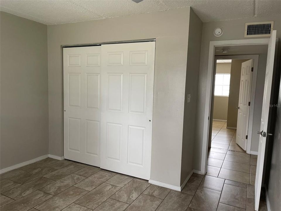 出租: $1,600 (2 贝兹, 1 浴室, 853 平方英尺)