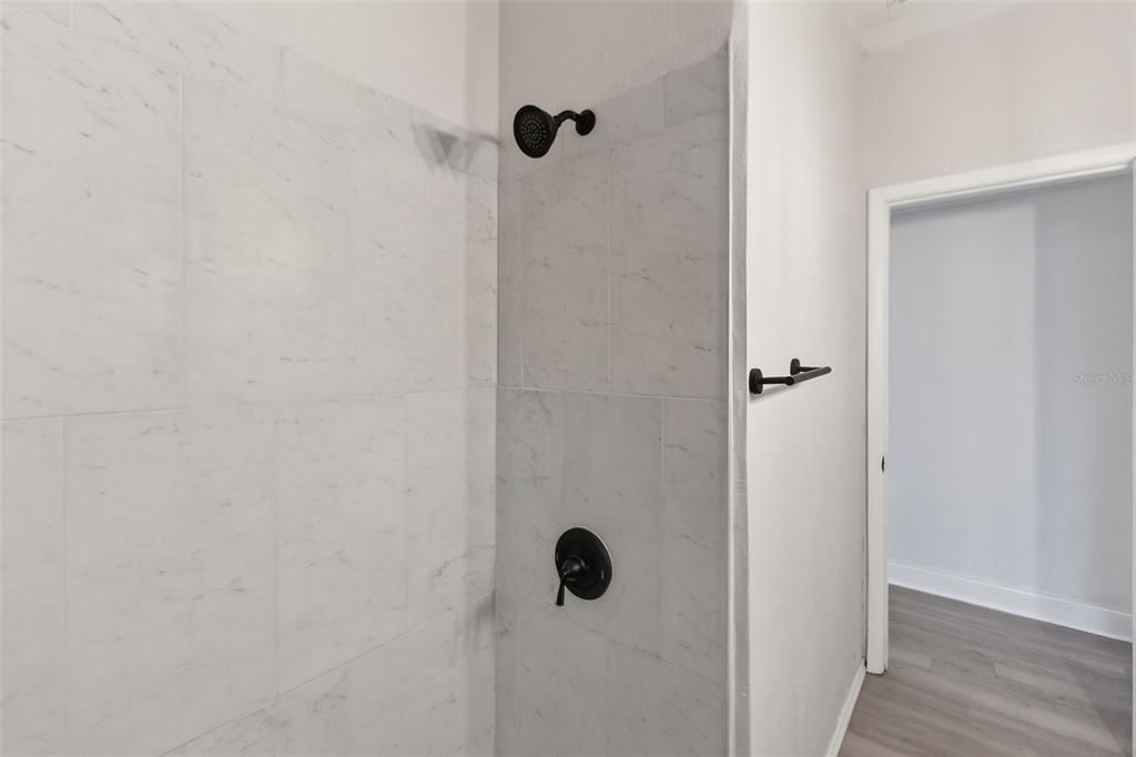 出租: $1,700 (2 贝兹, 1 浴室, 780 平方英尺)