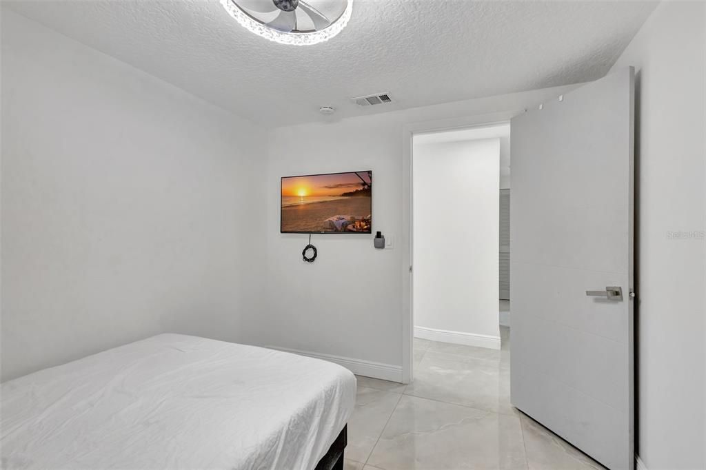 En Renta: $4,500 (3 camas, 3 baños, 2572 Pies cuadrados)