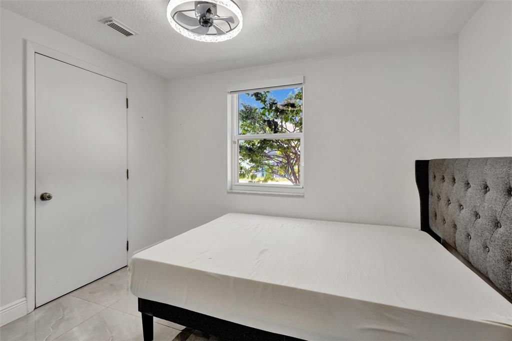 En Renta: $4,500 (3 camas, 3 baños, 2572 Pies cuadrados)