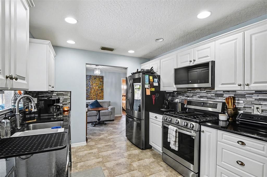 En Venta: $380,000 (3 camas, 2 baños, 1489 Pies cuadrados)