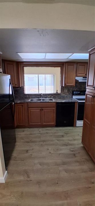 En Renta: $3,500 (3 camas, 3 baños, 1673 Pies cuadrados)