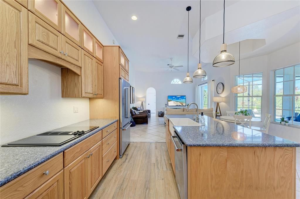 For Sale: $839,000 (4 beds, 2 baths, 2764 Square Feet)