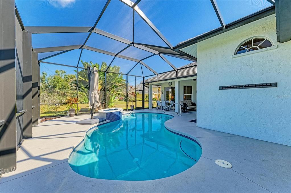 For Sale: $839,000 (4 beds, 2 baths, 2764 Square Feet)