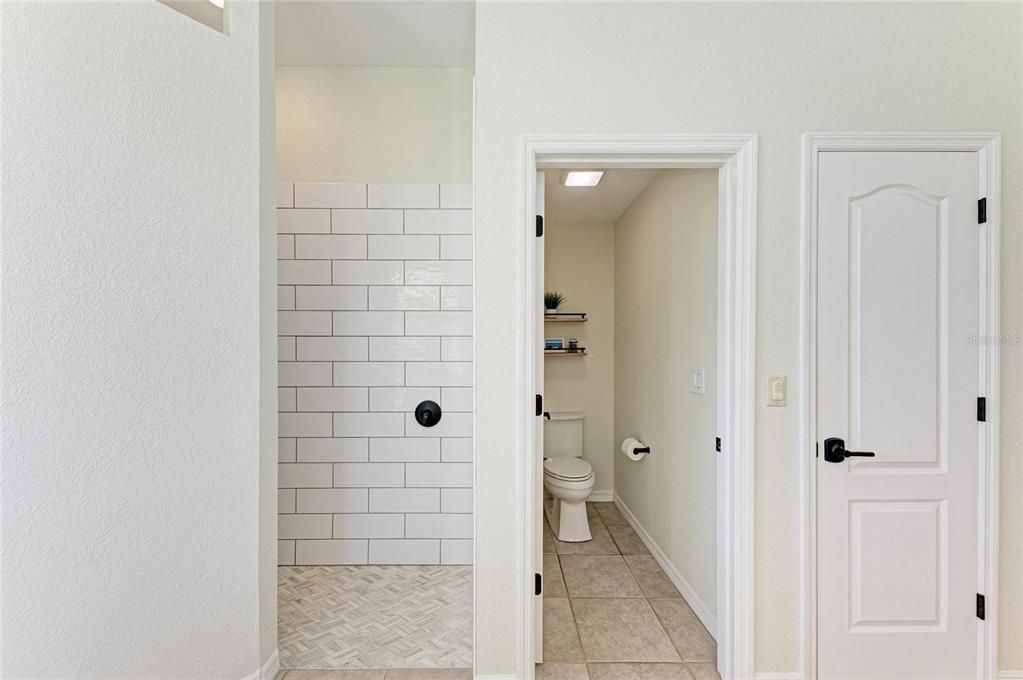 For Sale: $839,000 (4 beds, 2 baths, 2764 Square Feet)