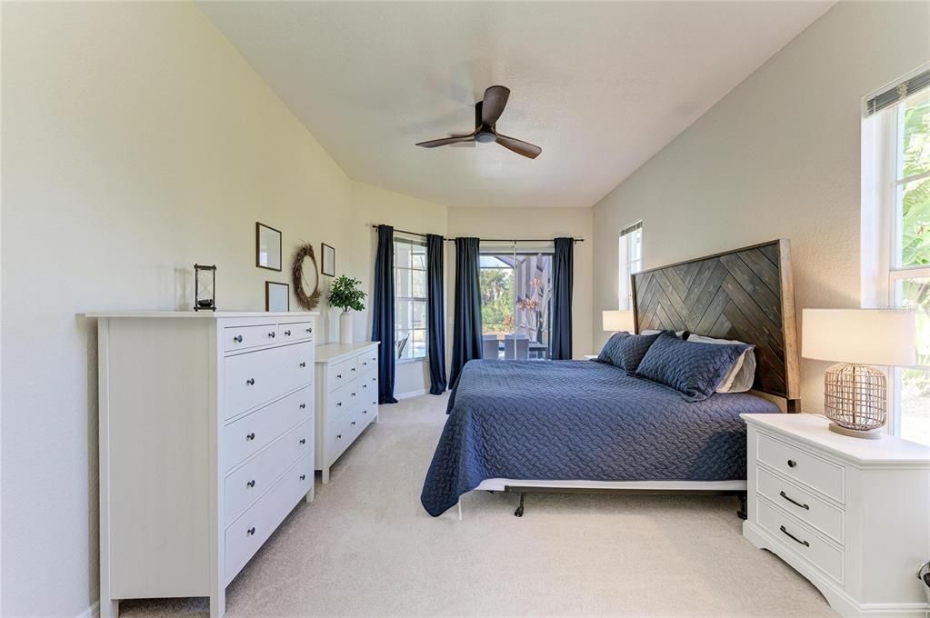 For Sale: $839,000 (4 beds, 2 baths, 2764 Square Feet)