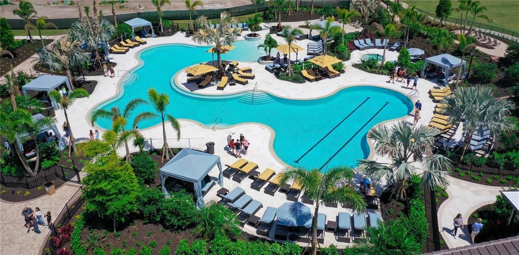 Activo con contrato: $524,000 (5 camas, 3 baños, 2605 Pies cuadrados)