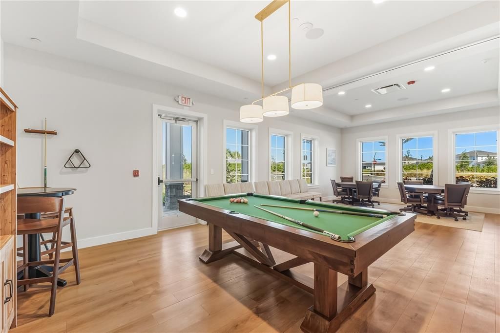 Activo con contrato: $524,000 (5 camas, 3 baños, 2605 Pies cuadrados)