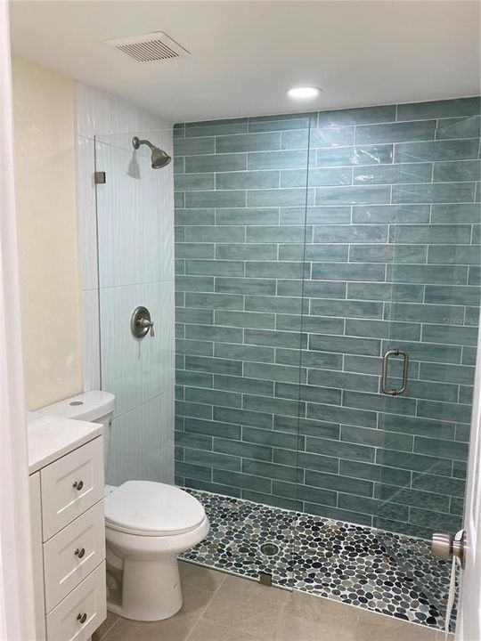 En Venta: $429,900 (3 camas, 2 baños, 1550 Pies cuadrados)