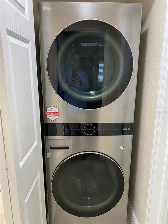 En Venta: $429,900 (3 camas, 2 baños, 1550 Pies cuadrados)