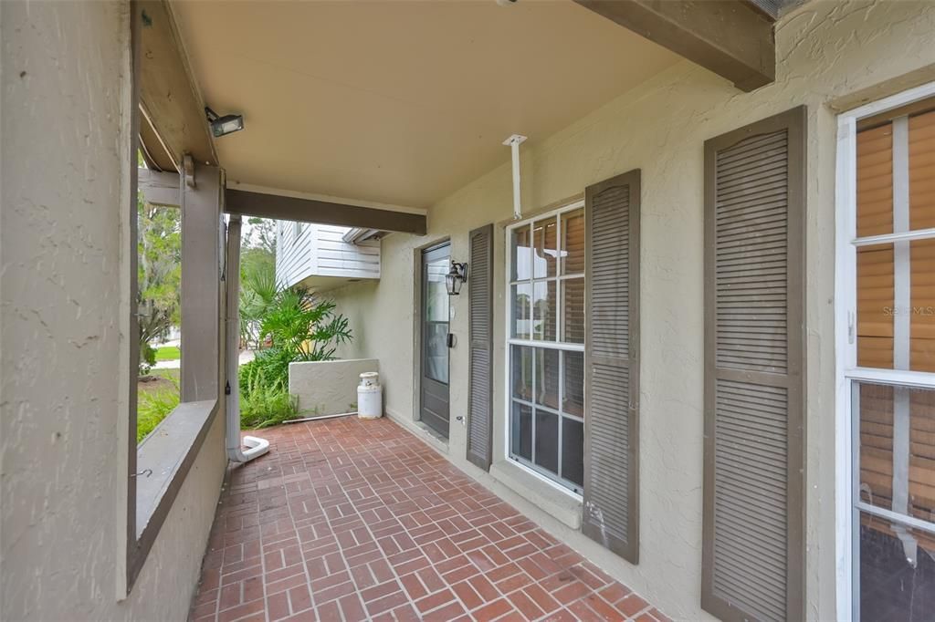 На продажу: $400,000 (4 спален, 3 ванн, 2068 Квадратных фут)